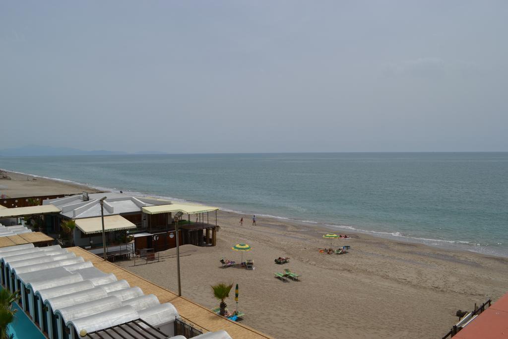 Casa Vacanze Dei Navigatori On The Sea Pontecagnano Zewnętrze zdjęcie