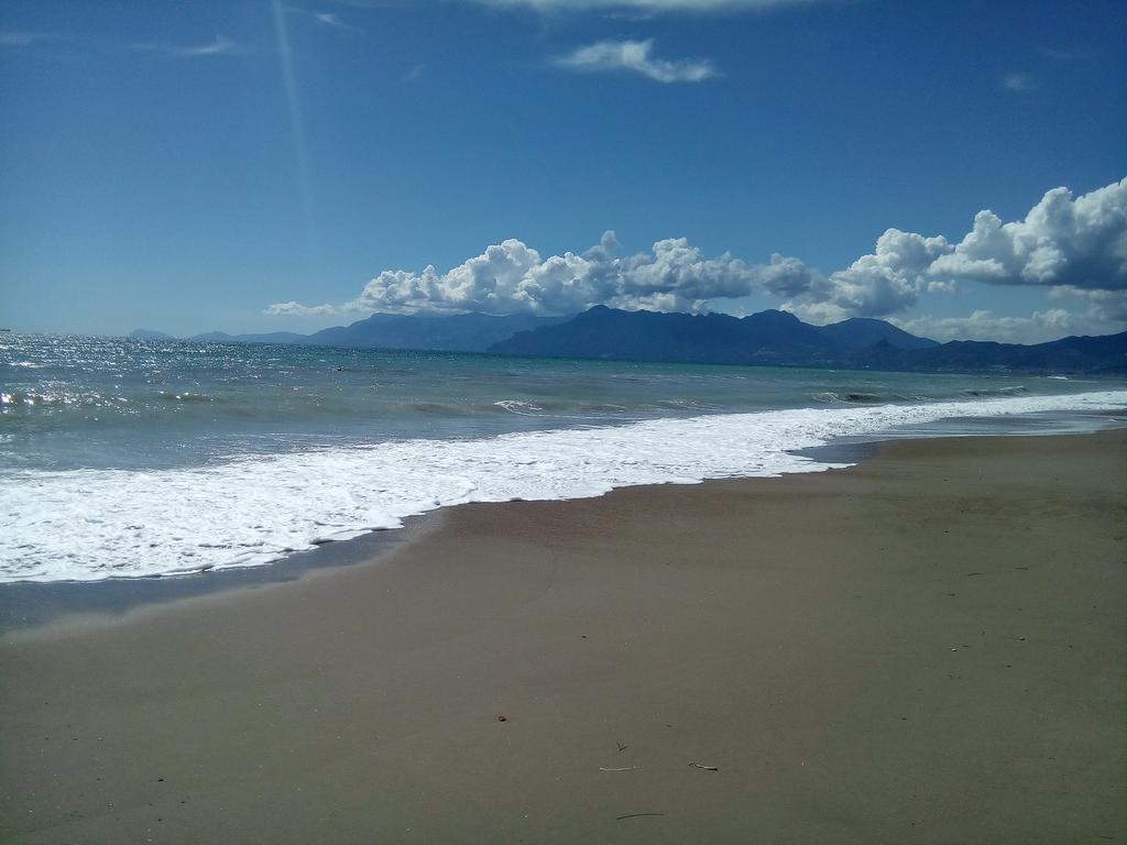 Casa Vacanze Dei Navigatori On The Sea Pontecagnano Zewnętrze zdjęcie
