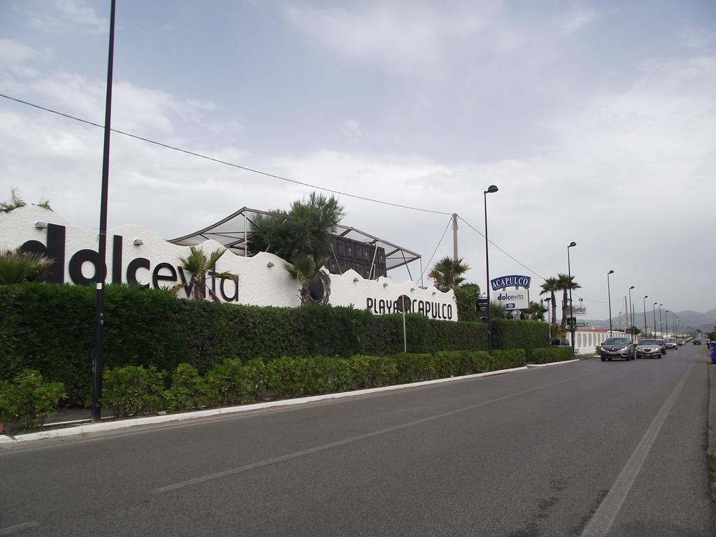 Casa Vacanze Dei Navigatori On The Sea Pontecagnano Zewnętrze zdjęcie